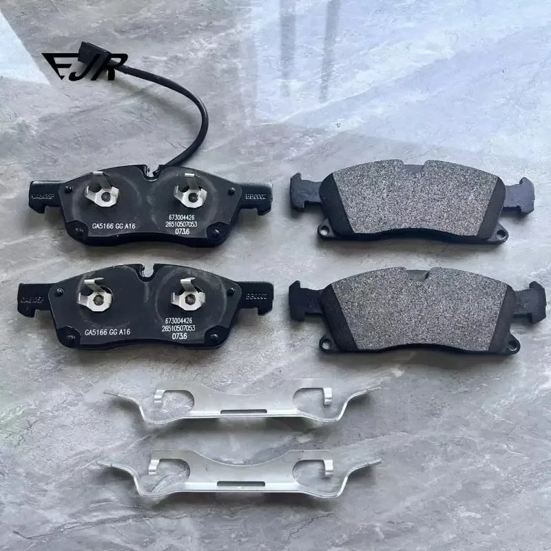 Accesorios para coches adecuados para Maserati Levante 3.0T pastillas de freno delanteras de alta calidad pastillas de freno 673004427 673011564