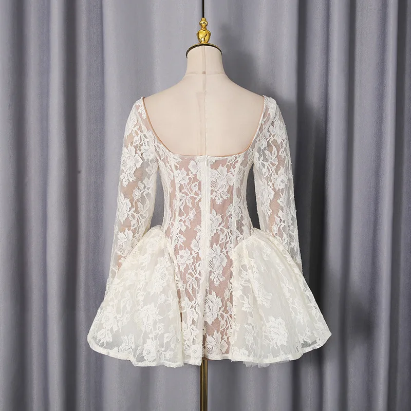 ชุดเดรสลูกไม้ทรงคอร์เซ็ทสำหรับงานปาร์ตี้สุดหรูสำหรับผู้หญิง แฟชั่นชุดราตรีทรงบอดี้คอน ทรงเอ แขนพอง เซ็กซี่ โชว์หลัง ชุดมินิเดรส ปี 2026 รุ่นใหม่