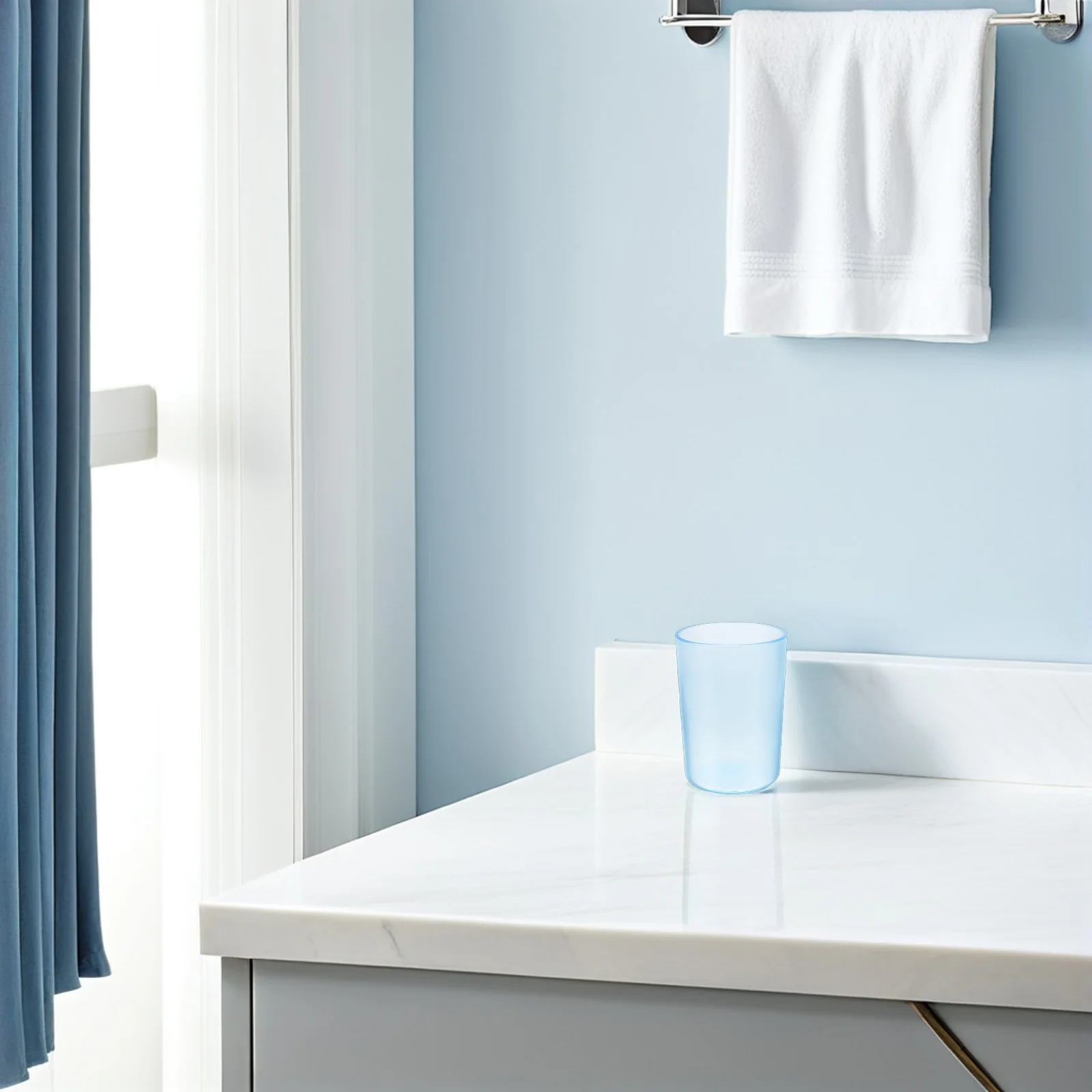 

Stackable Transparent Toothbrush Cup Blue Elegant Lightweight Plastic Mug for Drinking Coffee Or Gargling Bathroom Accessories