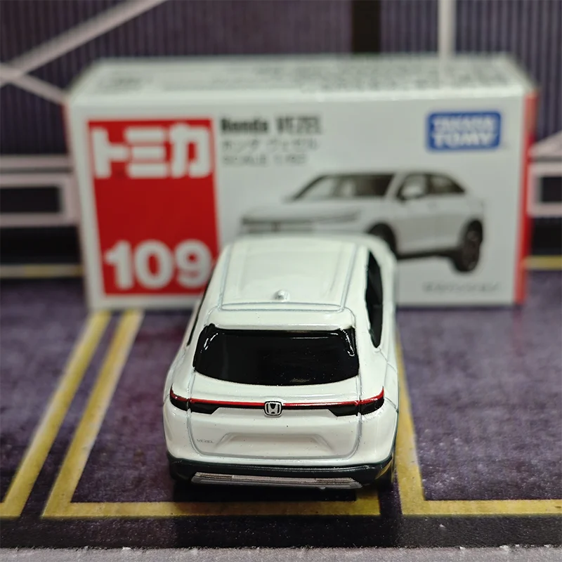 

Takara Tomy Tomica Regular No.109 Honda Vezel Mini Diecast Car Alloy Vehicle Model Boys Toy Birthday Gift
