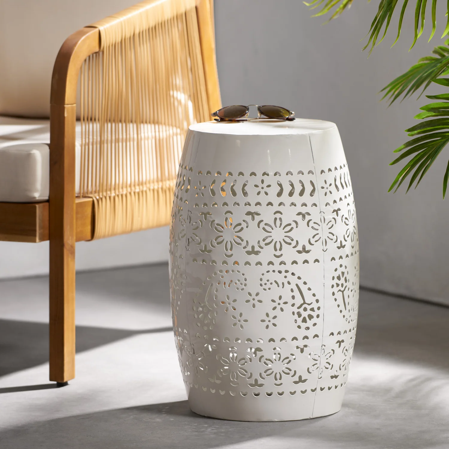 

RUBY SIDE TABLE
