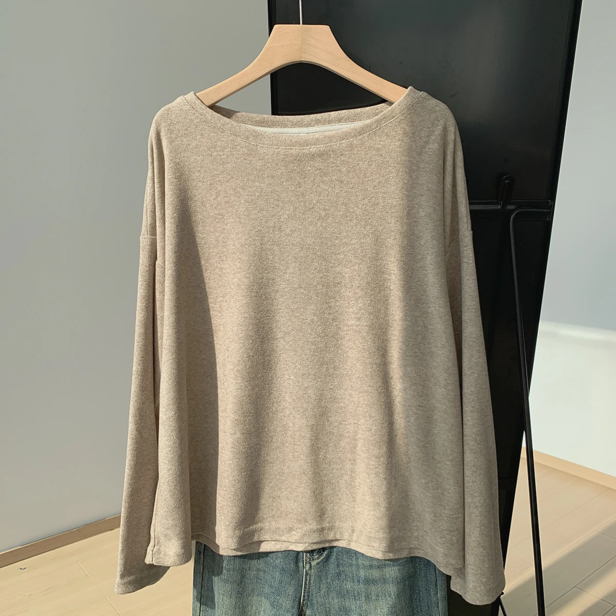 Loose Long Sleeve Knitted T-Shirt Women's Lazy Mid-Length Brushed Inner Wear Base Shirt Top Autumn Oats Color U-Neck Pullover