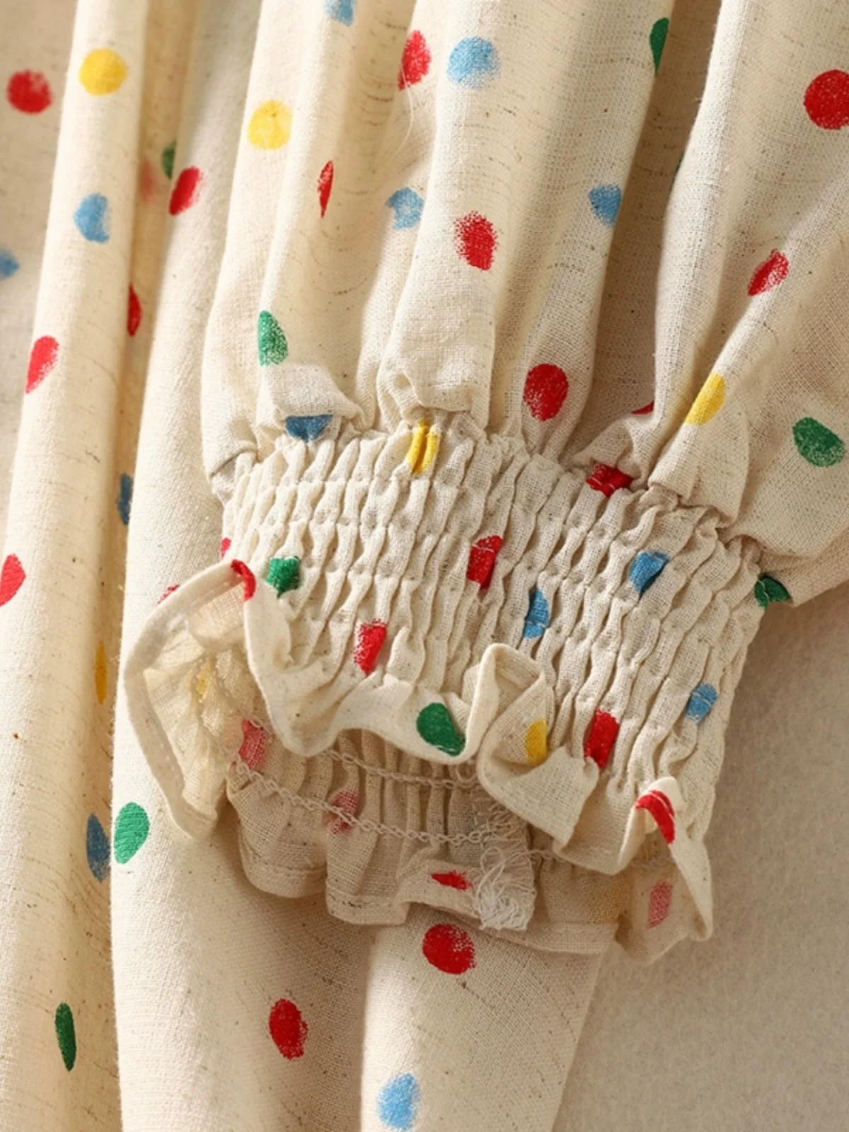 เสื้อผ้าผู้หญิงสไตล์ญี่ปุ่น ลายจุด ผ้าฝ้ายลินิน ทรงหลวม สบายๆ ความยาวปานกลาง ดีไซน์หวาน คอทรงกลม ติดกระดุม