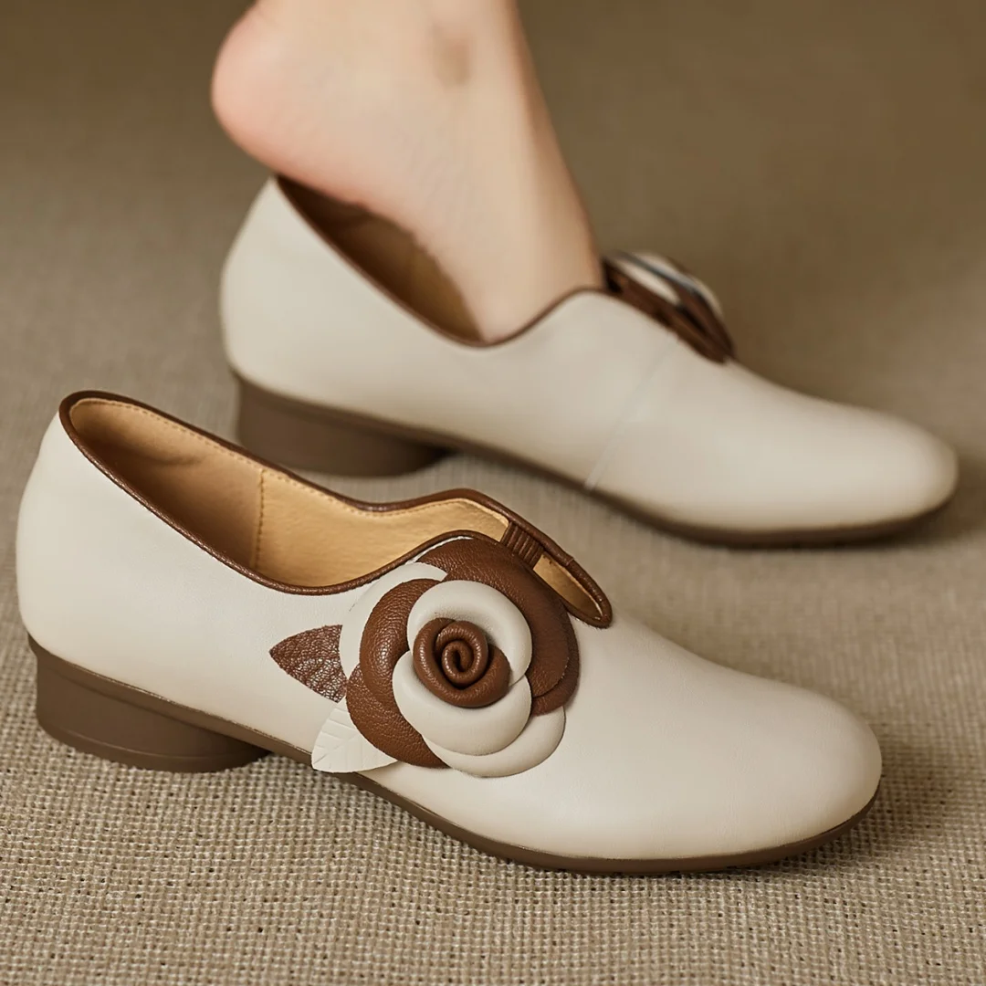 

Женская повседневная обувь без шнуровки из натуральной кожи разных цветов в стиле пэчворк с цветочным декором и круглым носком на низком каблуке 2 см, распродажа