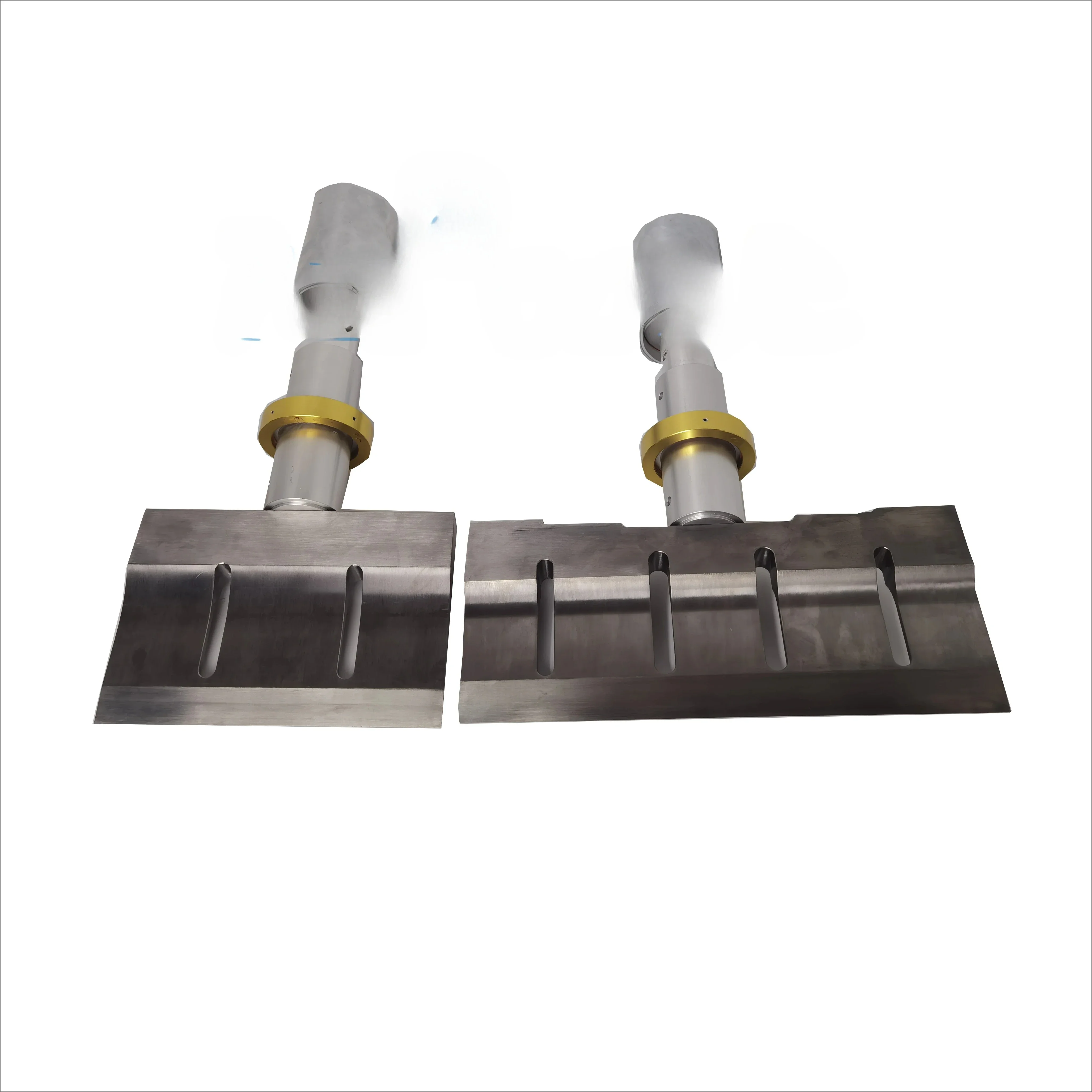 High Quality 20kHz Ultrasonic Food Cutting Machine Cake and Bread Cutter Blade Ultrasonic Dough Cutter