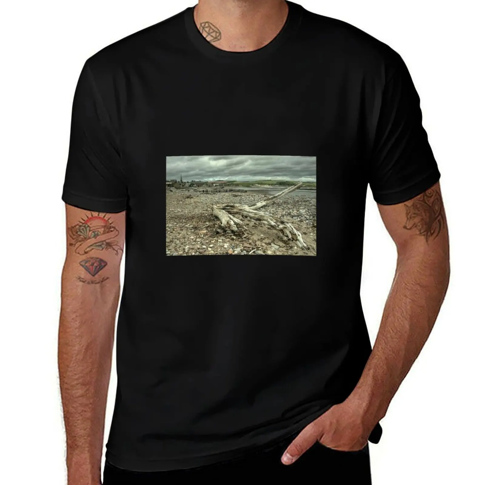 

Stonehaven Driftwood T-Shirt Street Art Print Tee Shirt