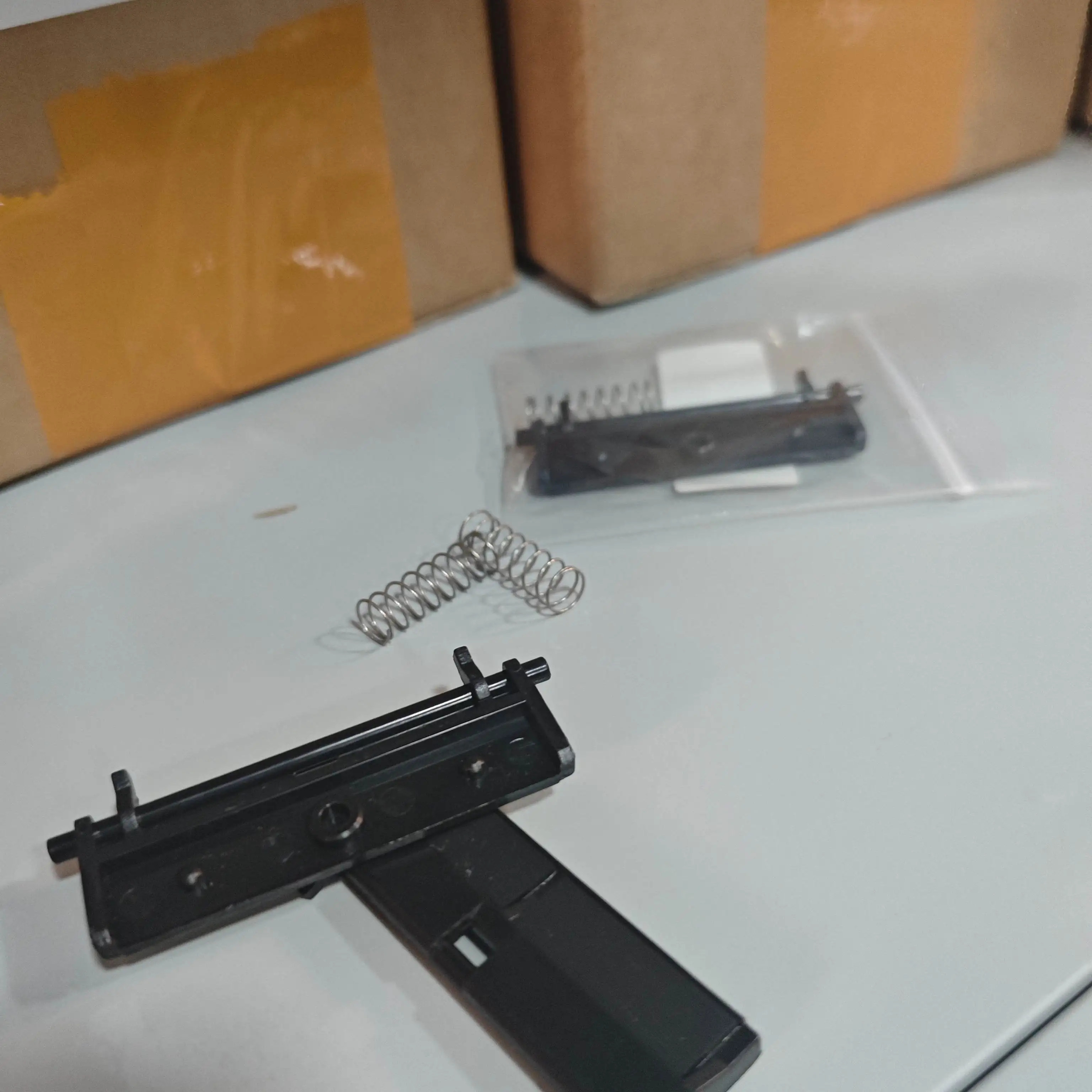 

20pcs RM1-6303-000CN RM1-6397-000CN RM1-7365-000CN Separation Pad for HP P2035 P2035n P2055d P2055dn P2055x M401 M425 M521 M525