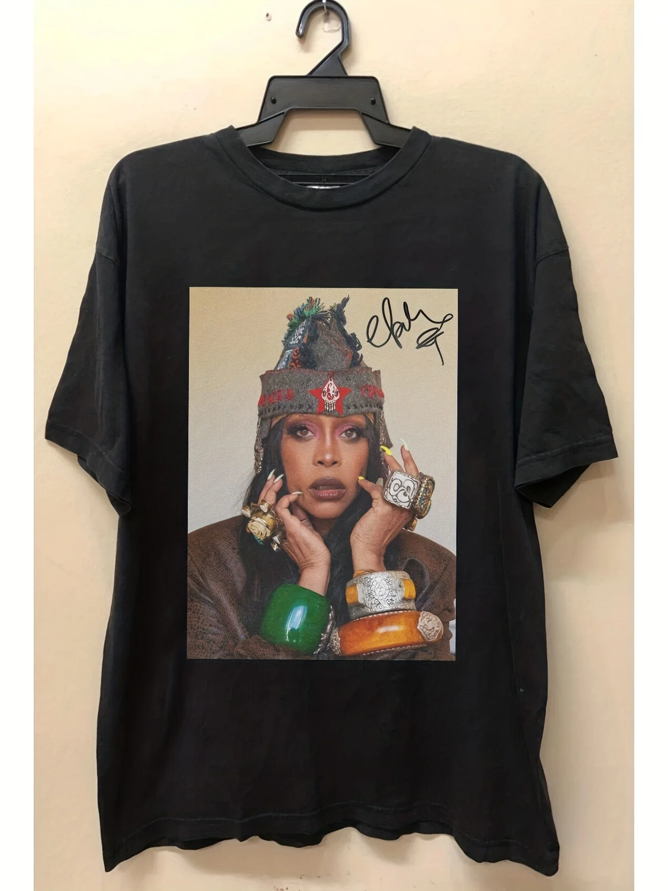 Badu'S 2023 Album Tour T-Shirt Available in Sizes S to 5XL with Free Shipping. Includes 7.76 Oz of Fan Merchandise Perfect for a Casual Music Tour Concert. Pairs Well with a Hooded Sweatshirt, Ideal for Year-Round Outdoor Activities