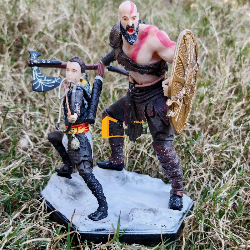 20cm God of War Kratos and Atreus Deluxe Ation figure PVC Statue Cabinet Desktop Home Decor ornament Collectible Model gift