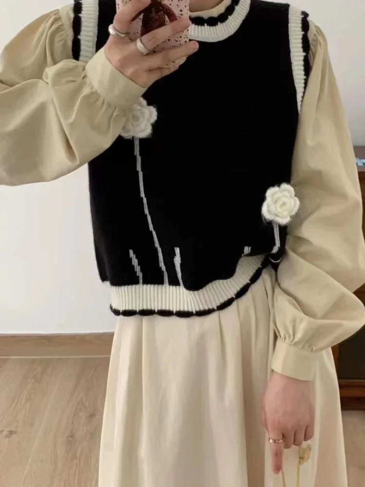 

2025 Ropa Mujer Women New Y2k Aesthetic Vest Sweater New Grunge Floral Sweet Tanks Fashion Vintage Loose Harajuku Knitting Tops