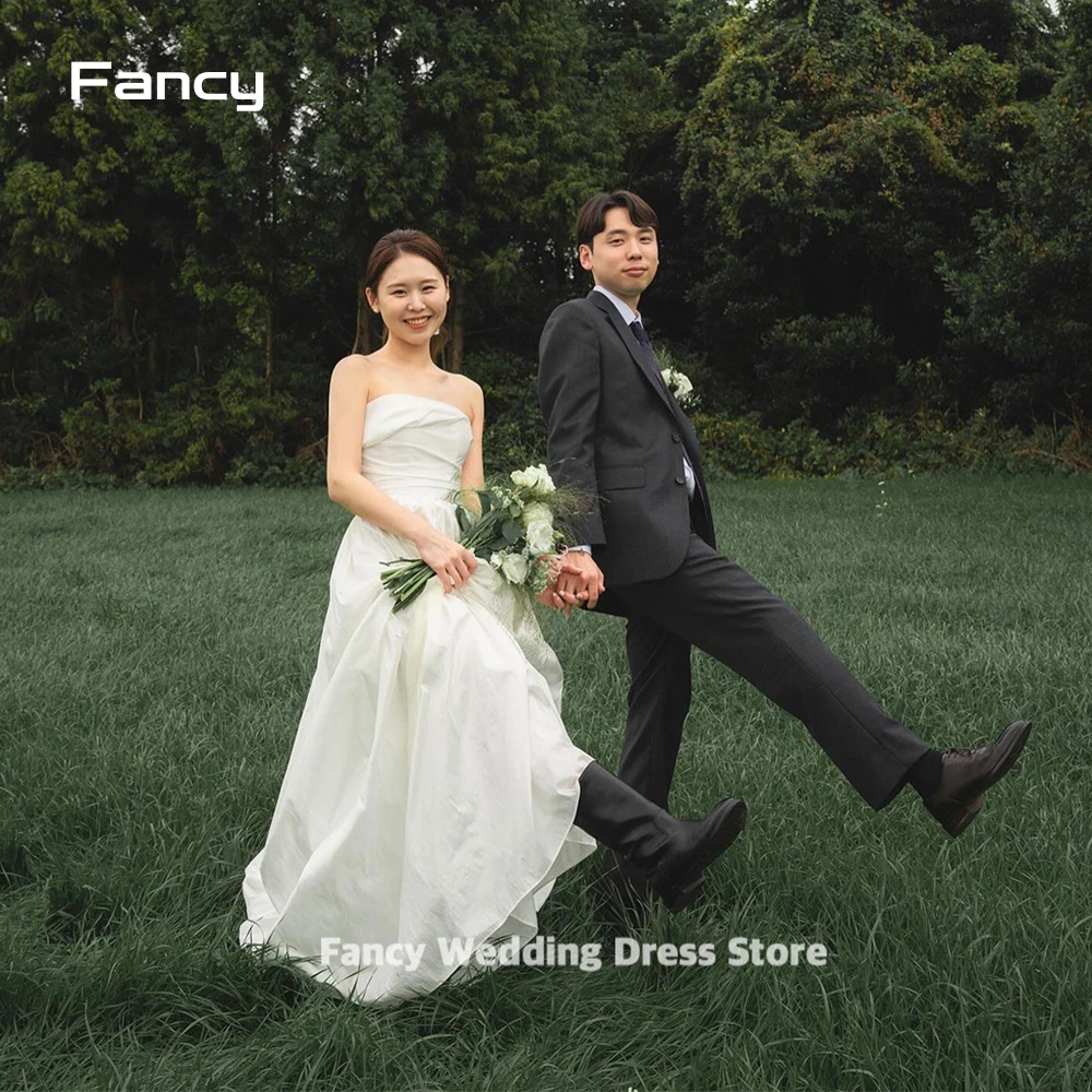 

Fancy Simple Taffeta A Line Wedding Dress Korea Photo Shoot A Line Strapless Sleeveless Bridal Gown Corset Back Custom Made