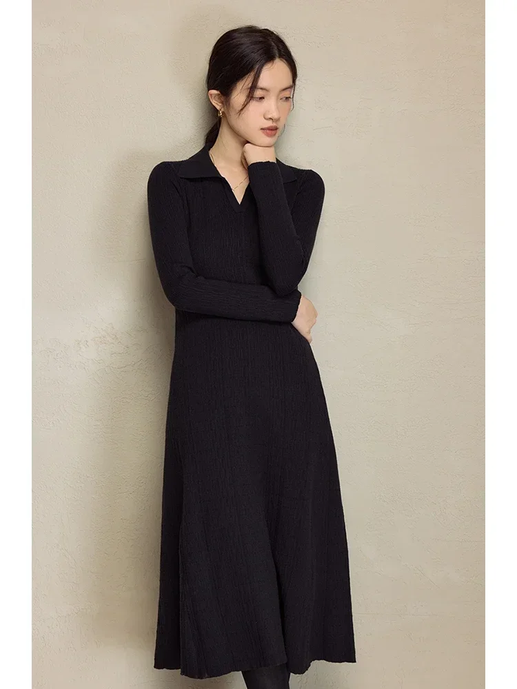 ZIQIAO Minimalist Commuter Knitted Dress for Women Winter 2023 New High-end Slimming High-waisted Polo Neck Dress Female