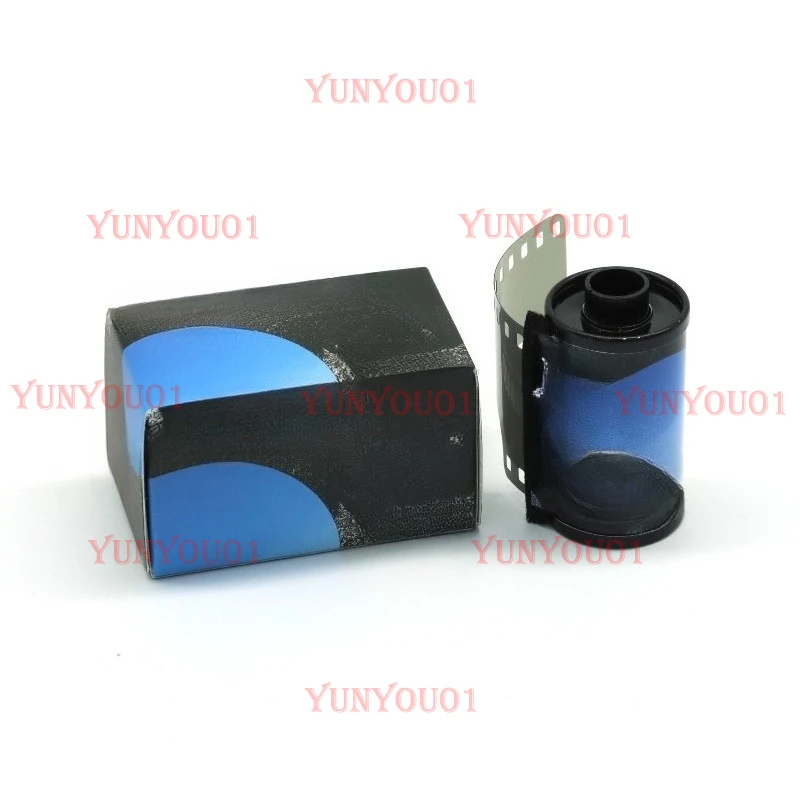 

400 135 Черно-белые пленки 36 листов