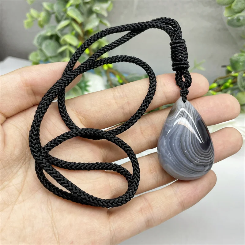 Natural Persian Agate Pendant Fashion Elegance Healing Jewelry Birthday Crystal Gift Women Mature Charm 1PCS