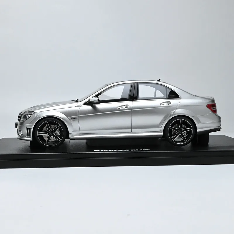 GT Spirit 1:18 Scale BENZ C63 AMG Four-Door Edition Resin Car Model