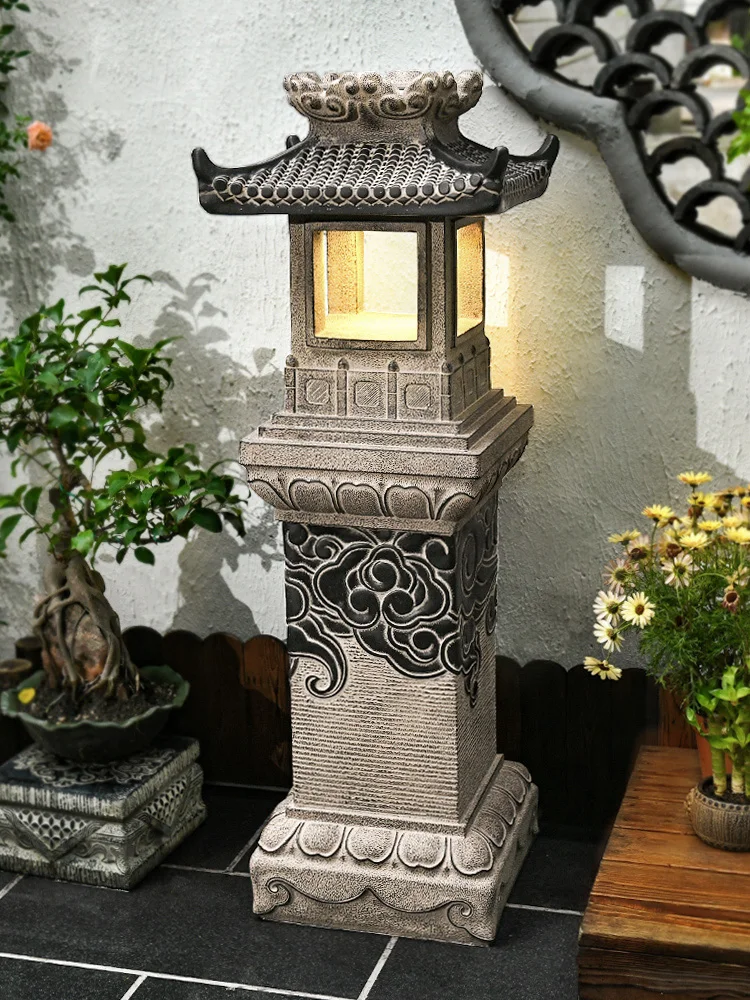 Outdoor lanterns, solar floor lamps, courtyard landscaping arrangement