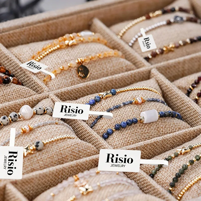 Label Termal Perhiasan Stiker Harga Perekat Sendiri untuk Kalung Anting Cincin Label Gulungan Tahan Lama yang Dapat Dicetak Kertas Ornamen Display
