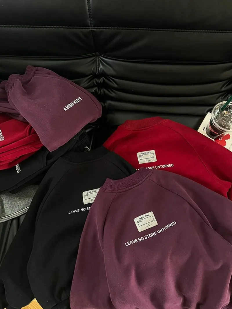 RAISE Winter-Set für Teenager-Jungen, 2-teiliges Kleidungsset, Sweatshirt mit Buchstabenmuster und Fleece-Unterhose, warmes, dickes Kinder-Outfit für Jungen. – Detail 11