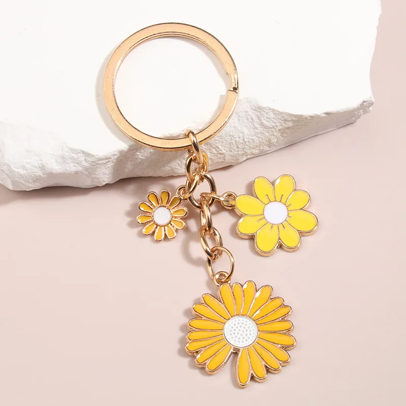 Cute Enamel Sunflower Keychain para mulheres, Anel chave da flor, Sweet Key Chains para meninas, Handbag DIY Jewelry Gifts