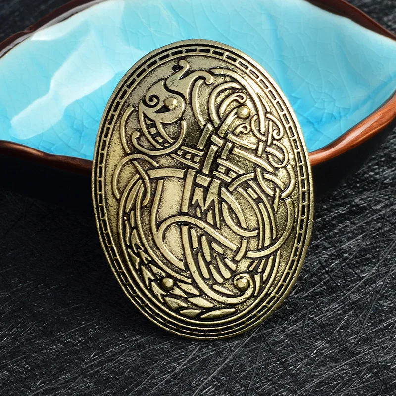 Vintage Nordic Viking Wolf Totem Brooches Pin for Men Women Talisman Runes Brooch Jewelry Accessories Gifts