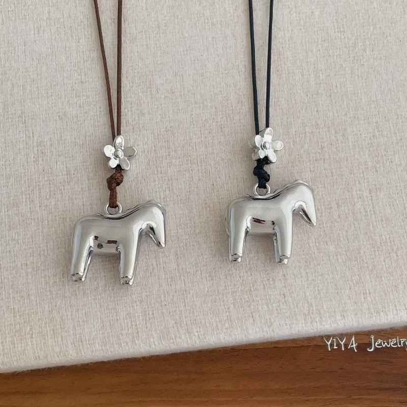 

Minar Funny Smooth Surface Metallic Cartoon Horse Flower Pendant Necklaces for Women Long Adjustable Wax Rope Chain Chokers