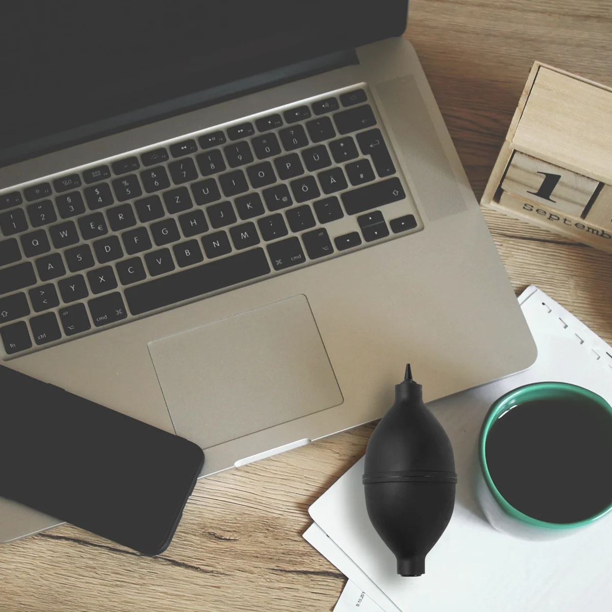 

2pcs Silicone Air Blower Squeeze Bulb For Computer Camera Succulent Cleaning Dust Blower Laboratory Random Color Head