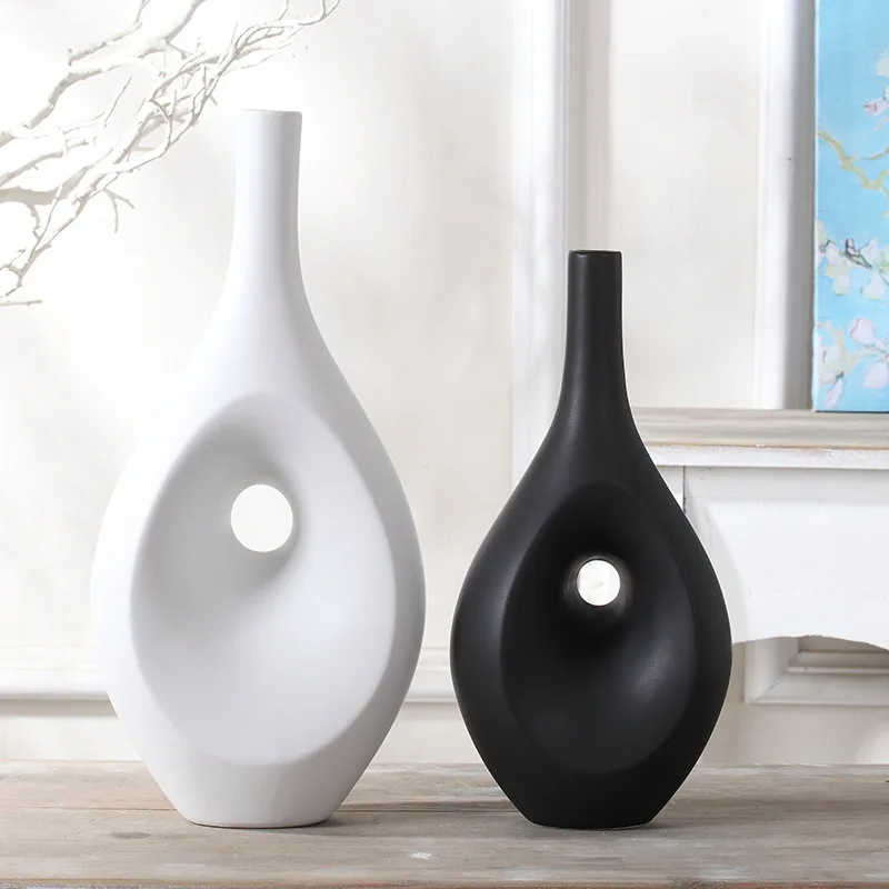

Mutihome Nordic Japanese Style Silent Room Decoration Black And White Abstract Vase Decoration Modern Minimalist Home Vase