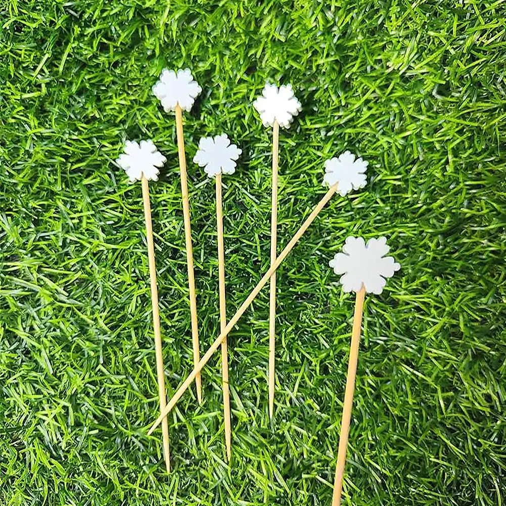 50pcs 크리스마스 과일 대나무 스틱 일회용 음식 디저트 과일 꼬치 칵테일 추천 컵케익 토퍼 스틱 파티 용품