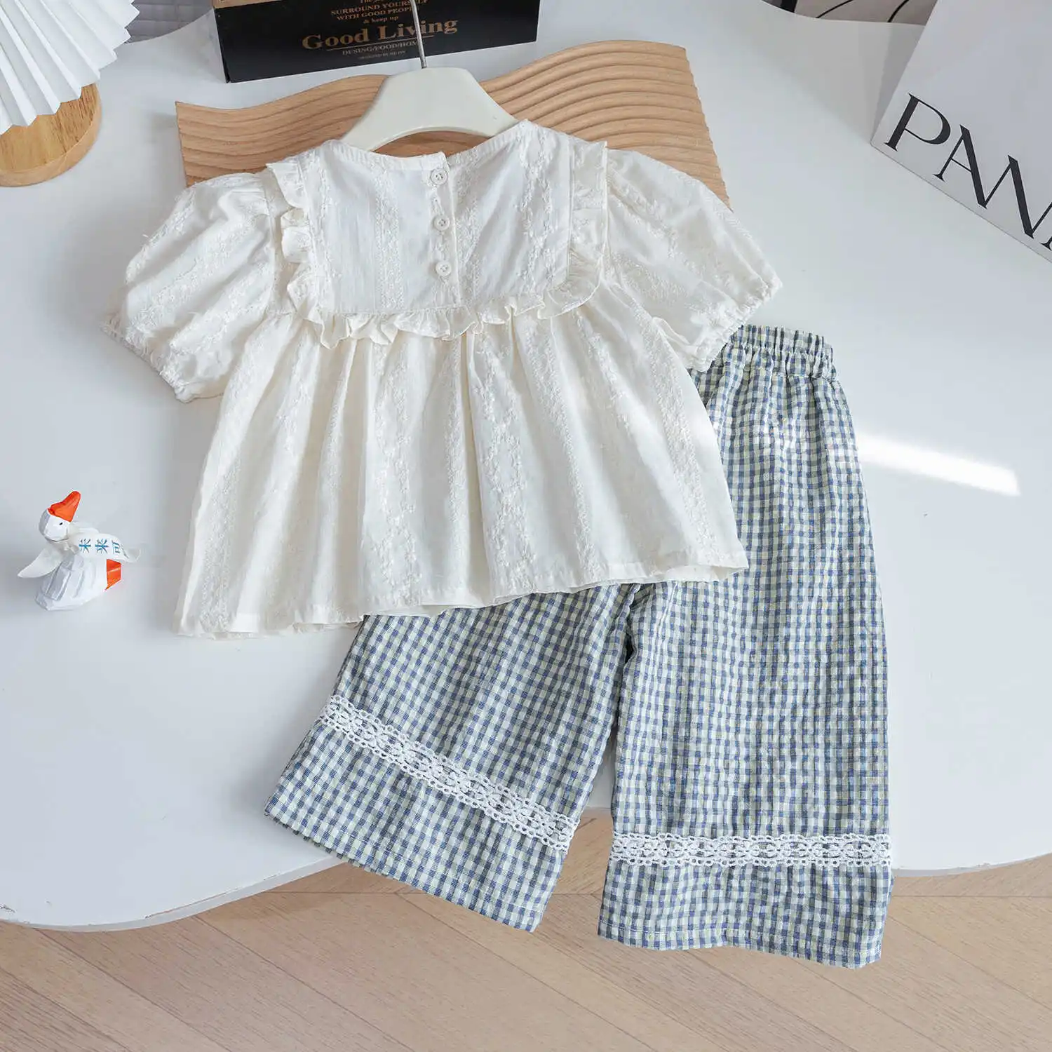 Girls' Set 2024 Summer New Children's Korean Flower Embroidered Doll Shirt+Blue Plaid Straight Loose Wide Leg Pants