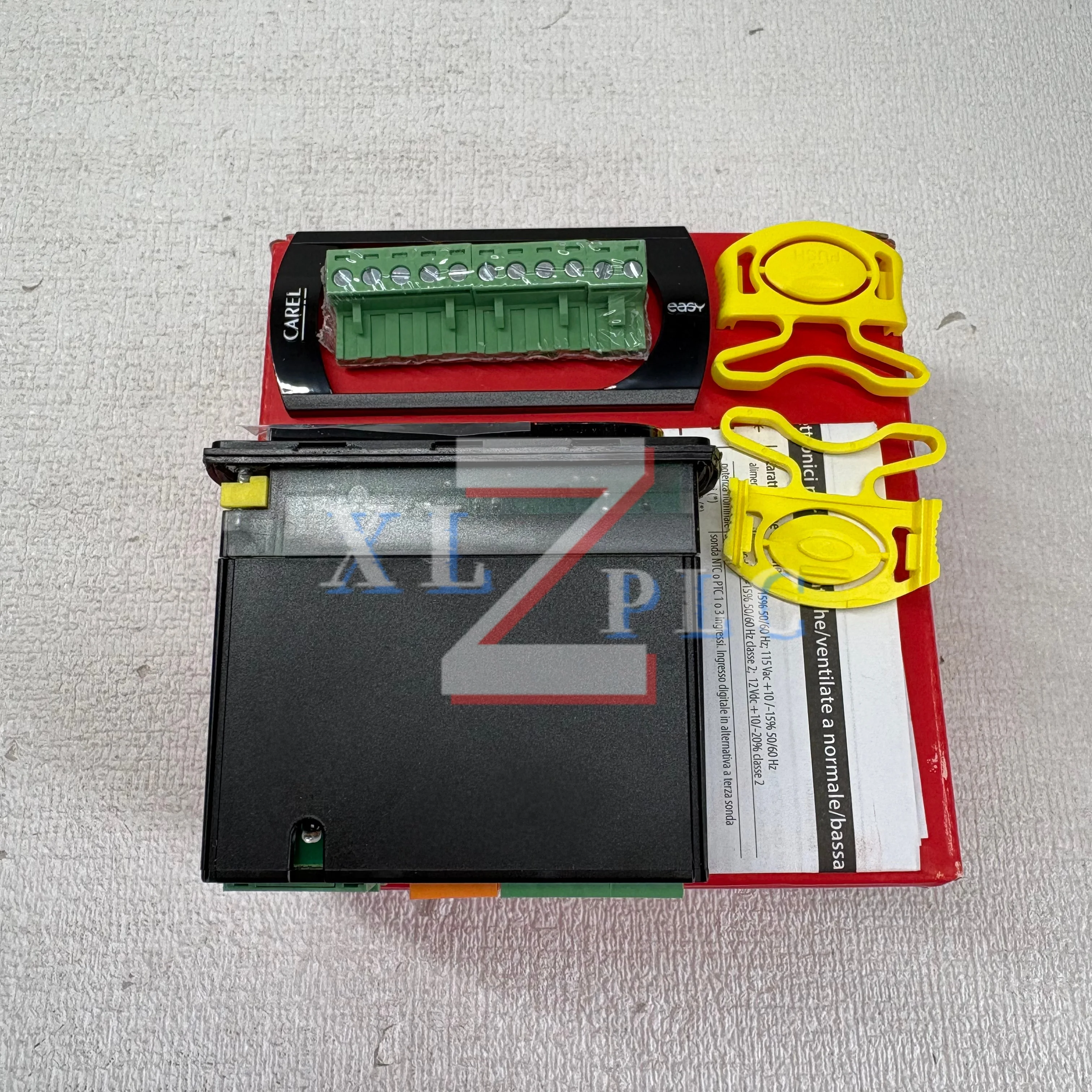 PJEZC0M000 Temperature Controller Brand New