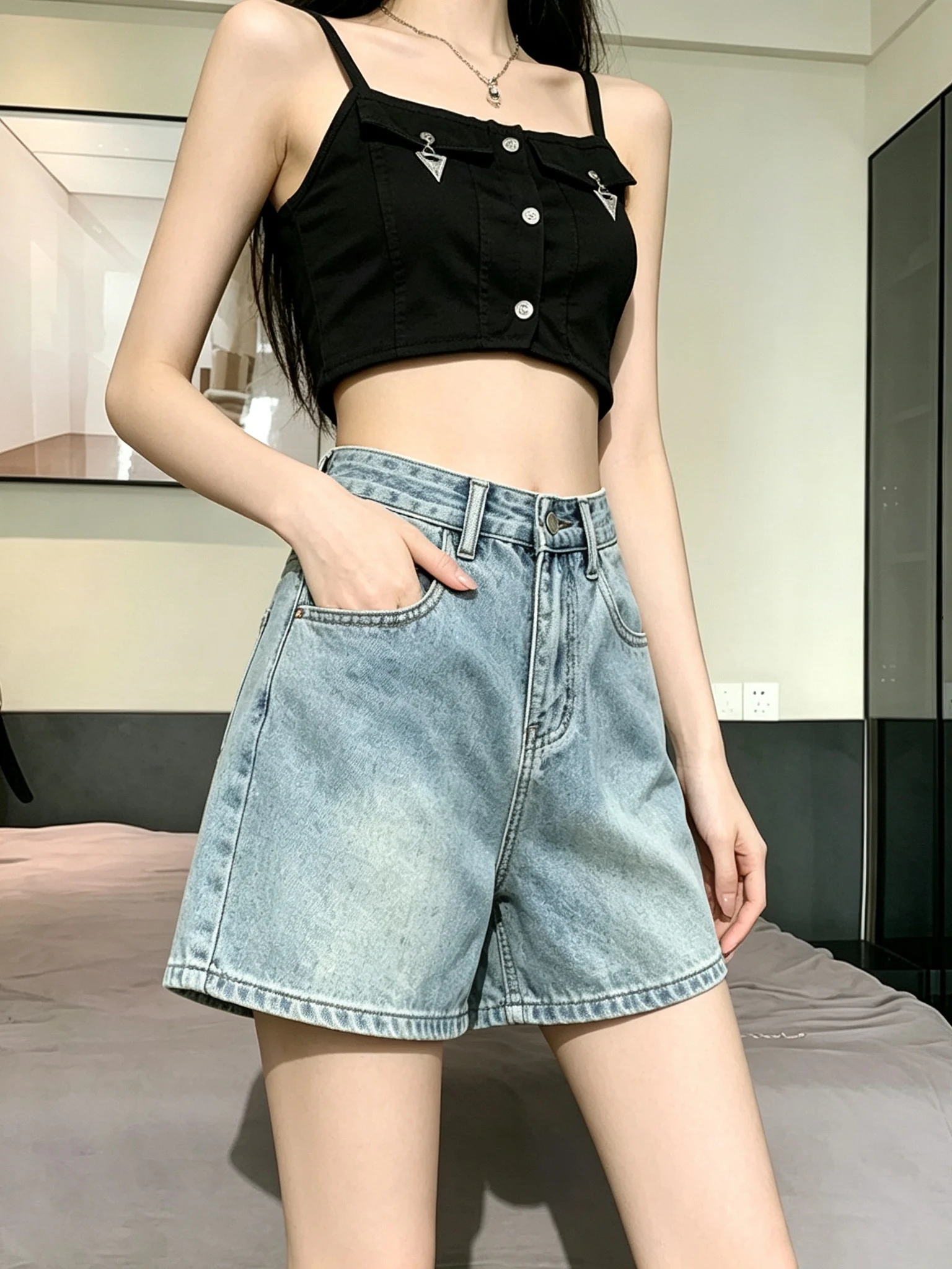 American Retro High Waist A-Line Denim Shorts Women's Summer Fashion Slimming Casual Hot Pants Standard Fit No Stretch Ladies...