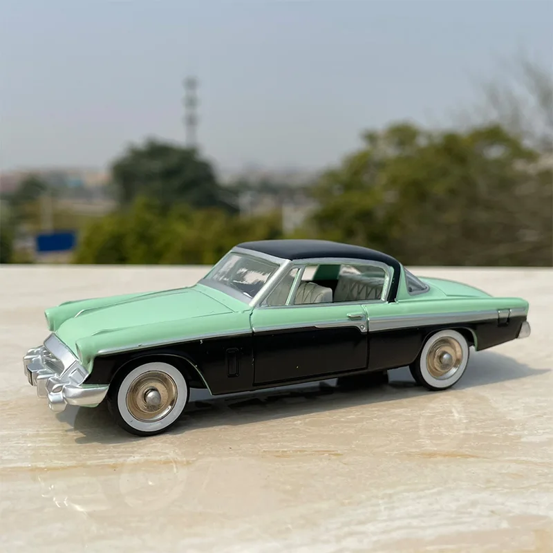 12.5CM Studebaker Coupe Car 1955 America Classic Car Model Metal Die-Cast & Toy Vehicle Adult Fans Collection Gift 43002