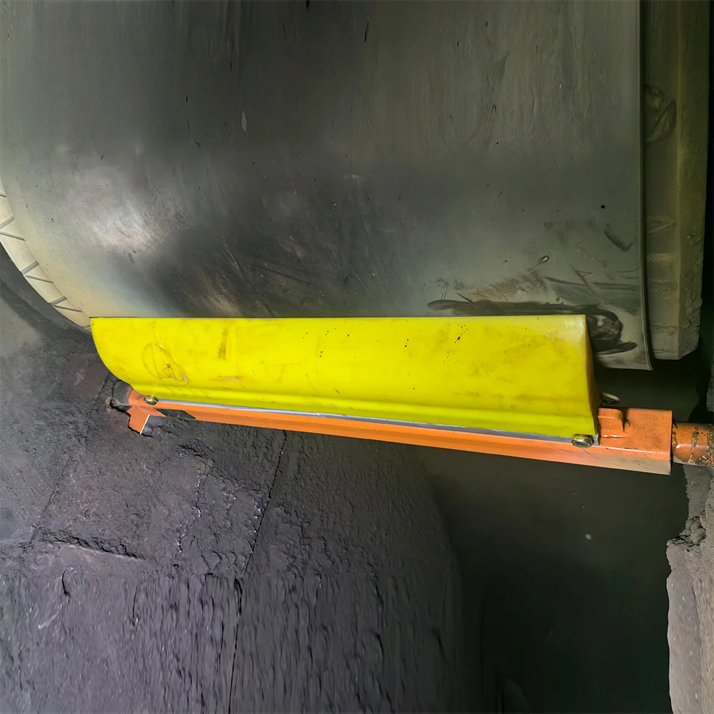 Primary Cleaner With Tungsten Carbide Efficient Equipment Parts For Material Handling