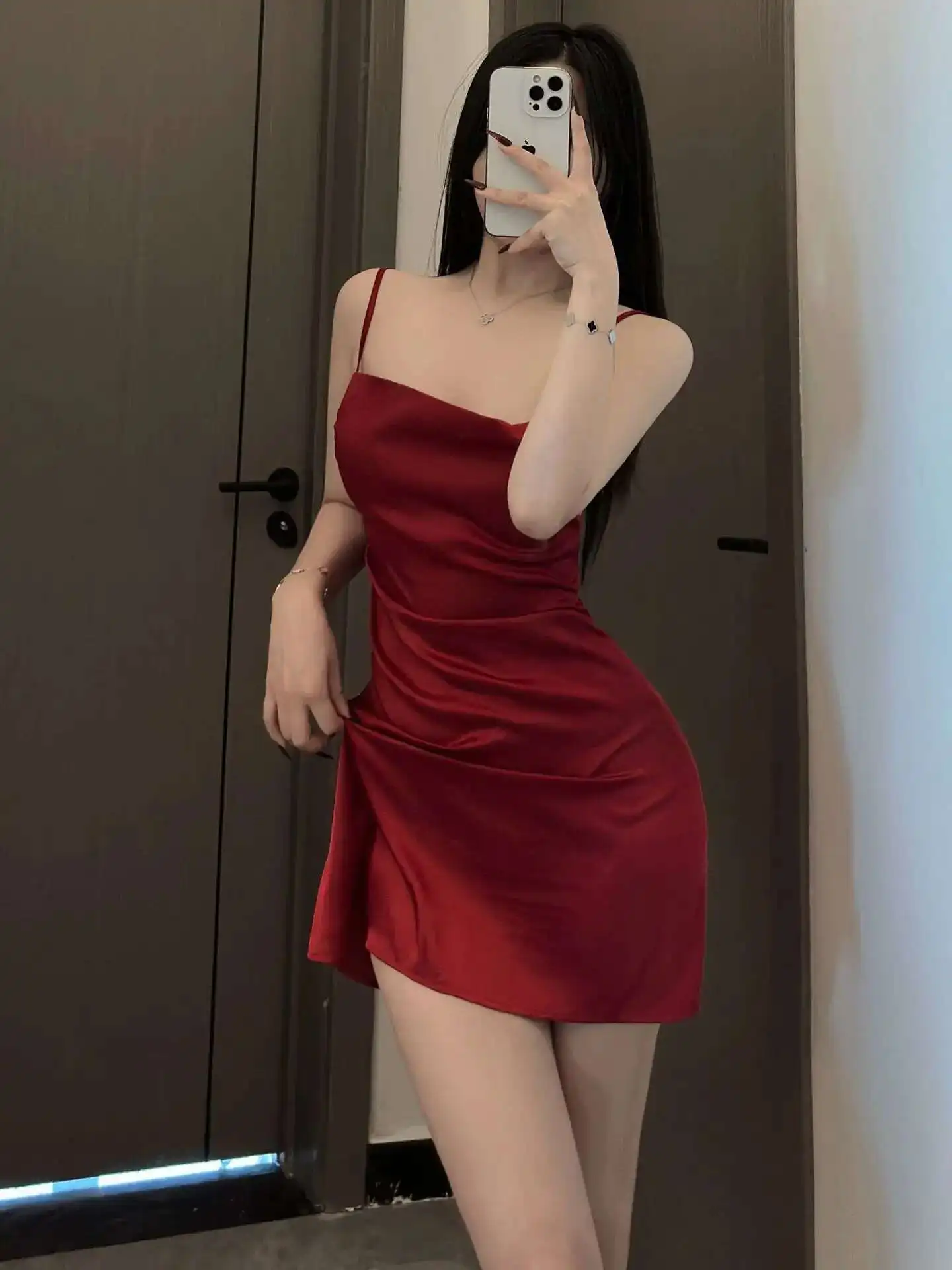 

Соблазнительное нижнее белье Tiktok, пижама на бретельках, шелковое платье с скользящей каймой, элегантное однотонное универсальное тонкое нижнее белье JGQ4