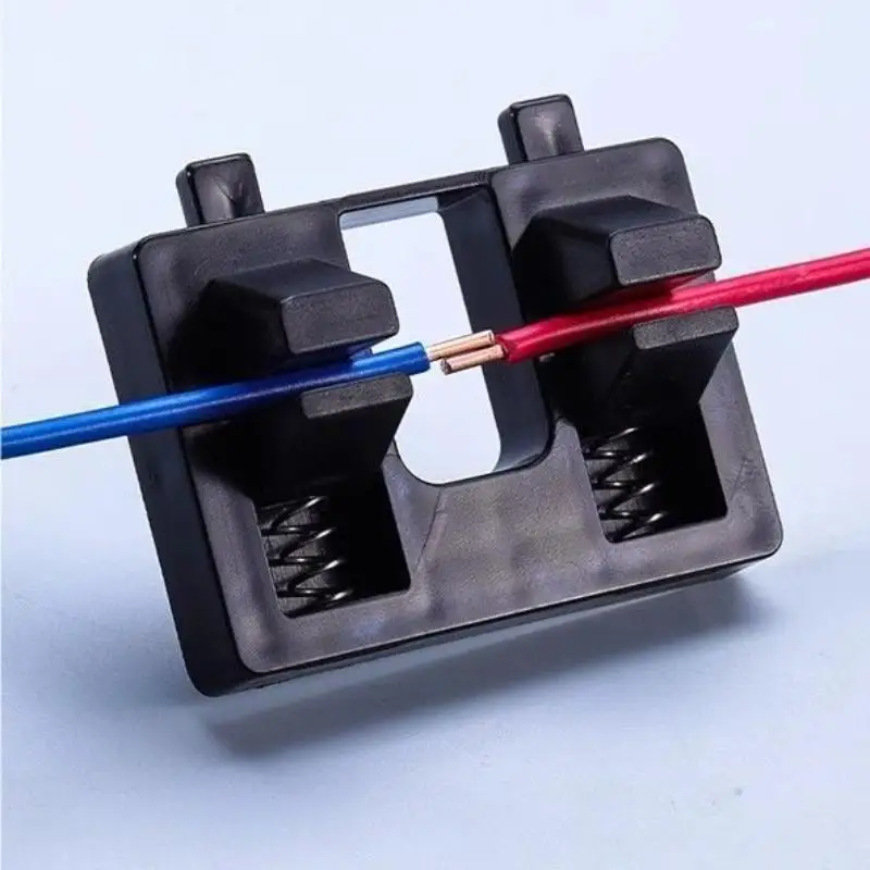 

Repair Locator Tool for Motherboard; Welding Table Clamp; Adjustable Suction Bracket for PCB Soldering