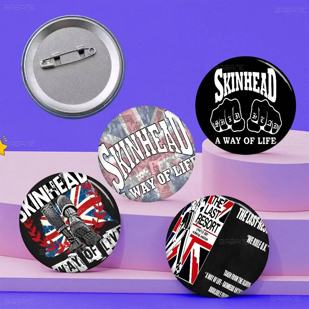 SKINHEAD طريقة الحياة الإبداعية دبابيس مضحك وجه مبتسم جولة المفاجئة في بروش شارة ظهره قبعة اكسسوارات مجوهرات هدايا