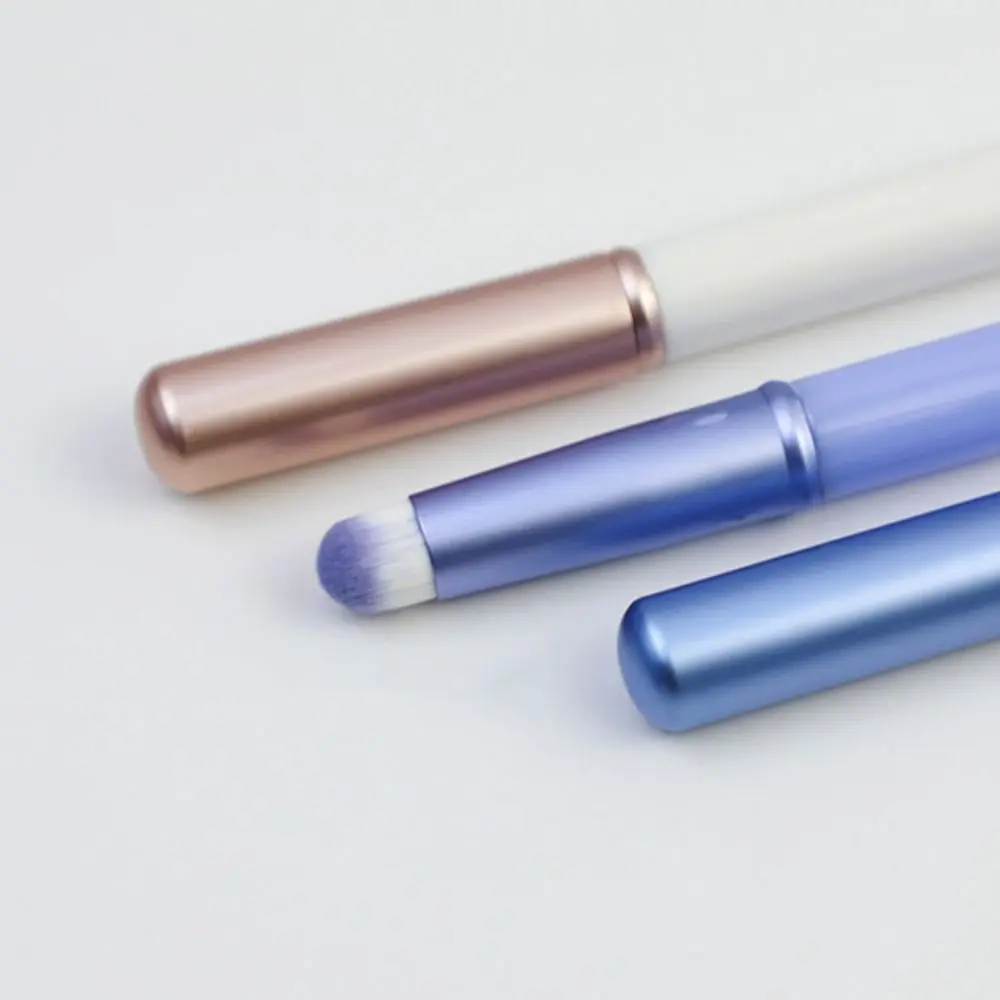 

Used Repeatly Multi-Purpose Lip Brush Portable Professional Lipstick Brush Lip Gloss Round Head Mini Concealer Brush Gifts