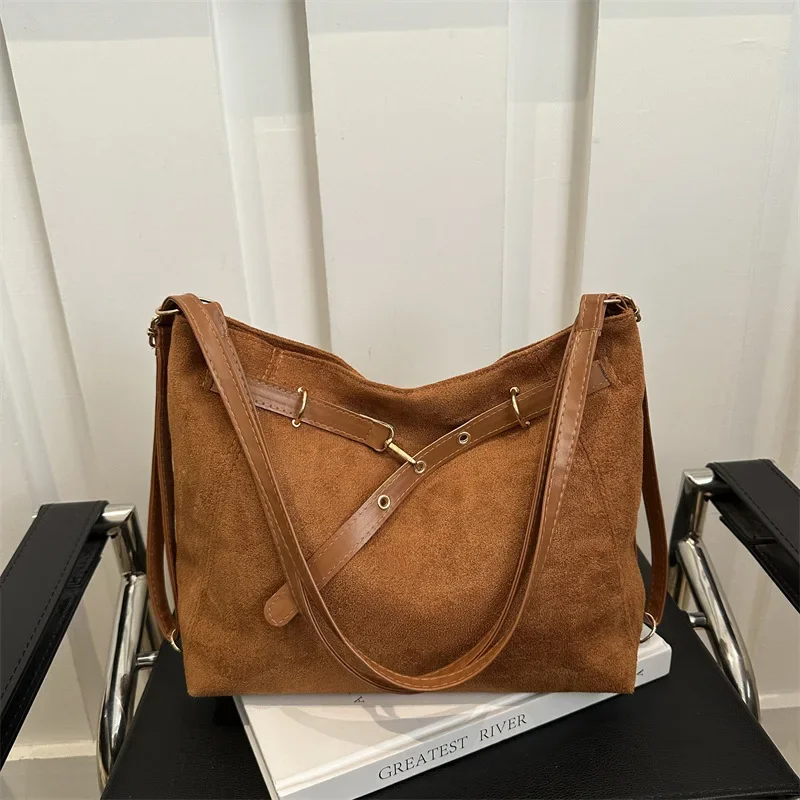 

Vintage premium sense large capacity tote bag backpack