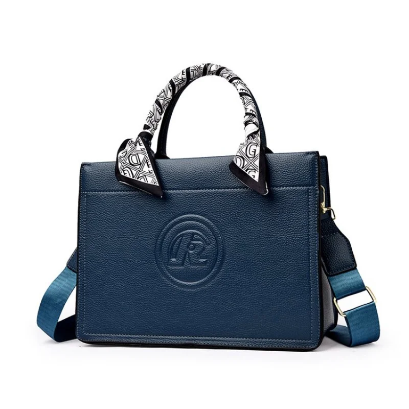 

Luxury Women's Shoulder Bag Made Of Herringbone Leather Featuring Trendy Commuter Design And Paris Casual Style​