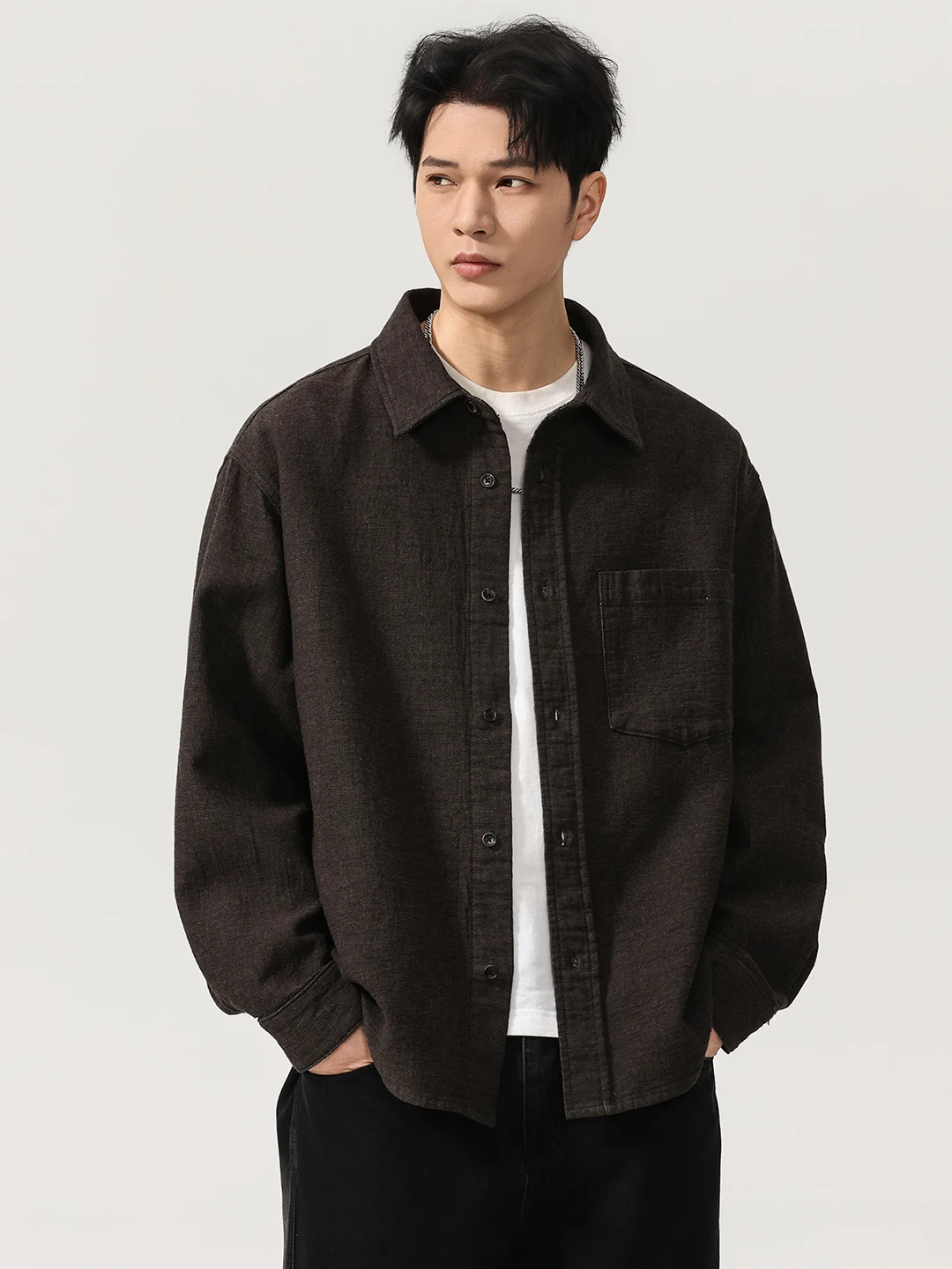 

Американская мужская рубашка премиум-класса с длинным рукавом, свободного кроя, с воротником, повседневная, весна 2026, винтажная, с эффектом потертости