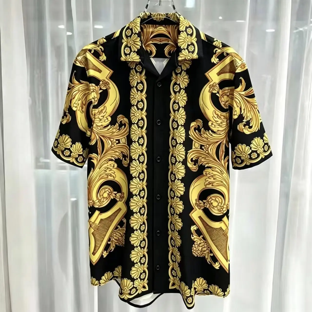 2026 new men's short sleeved shirt, Baroque print, print design, palace style, lightweight luxury, vacation leisure, comfortable