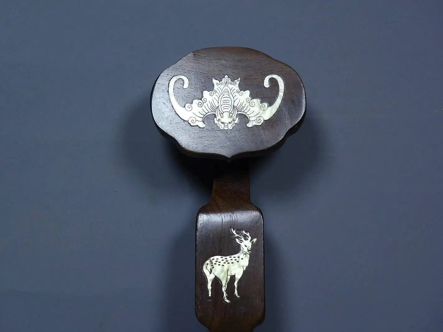 Collectible Old Rosewood Inlay Color Shell Bat Deer Peach Pattern Ruyin Statue - Fortune, Prosperity, Longevity