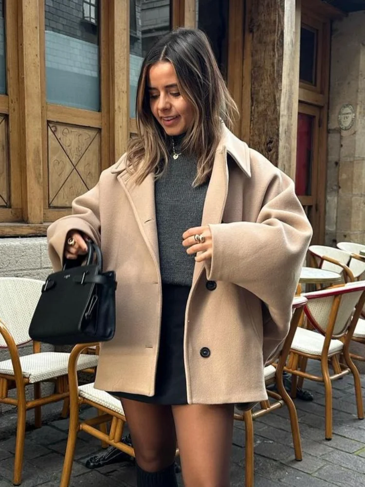 Fashion Single Breasted Lapel Woolen Coat Women Oversized Pockets Short Jackets Autumn Clothing Streetwear Outerwear 2024 image 3