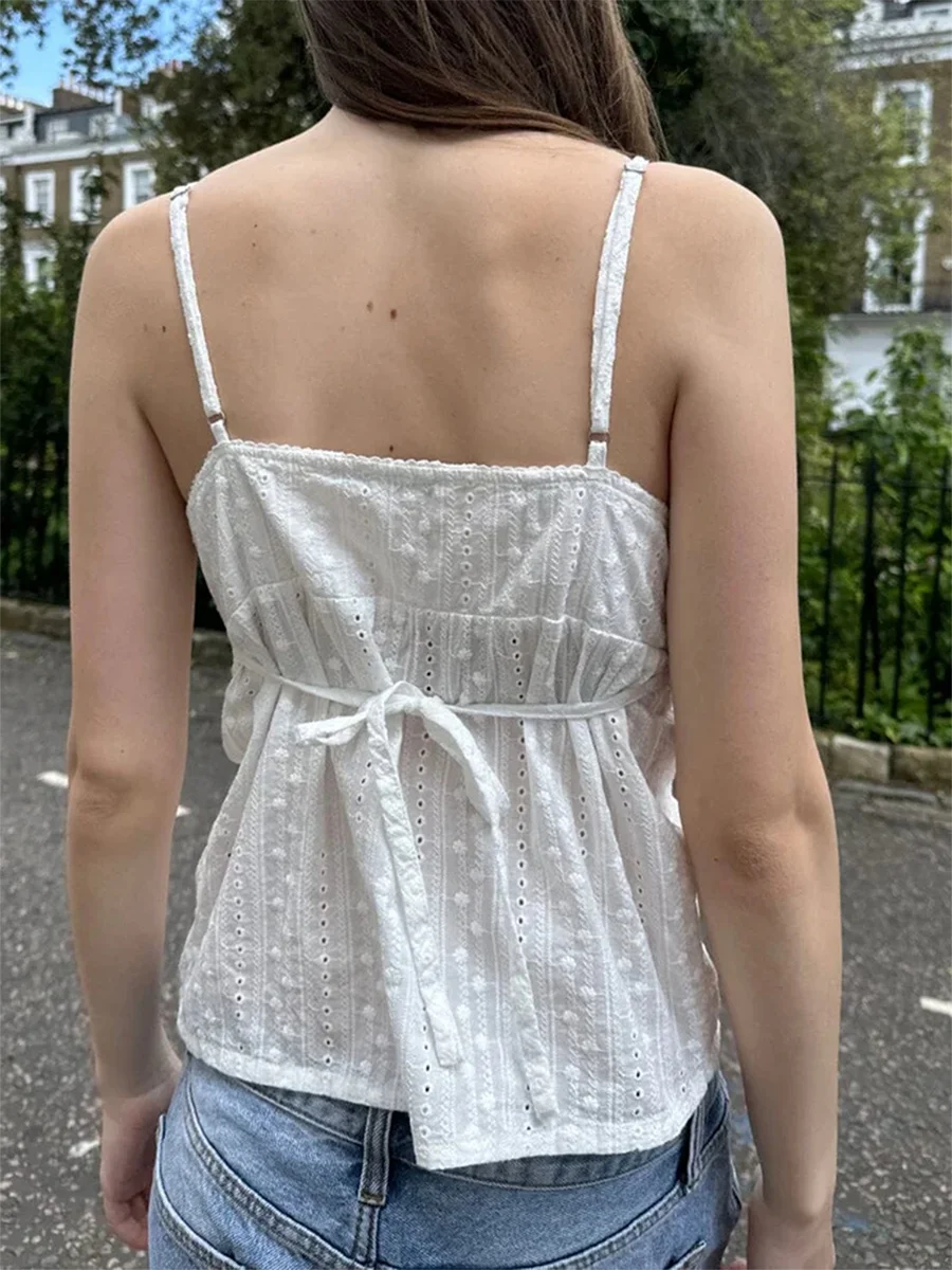 ผู้หญิงChicความงามขอบลูกไม้สีขาวSlim Camis Y2k Vintage Vคอสีทึบแขนกุดหญิงเสื้อMujer 2025 ฤดูร้อน