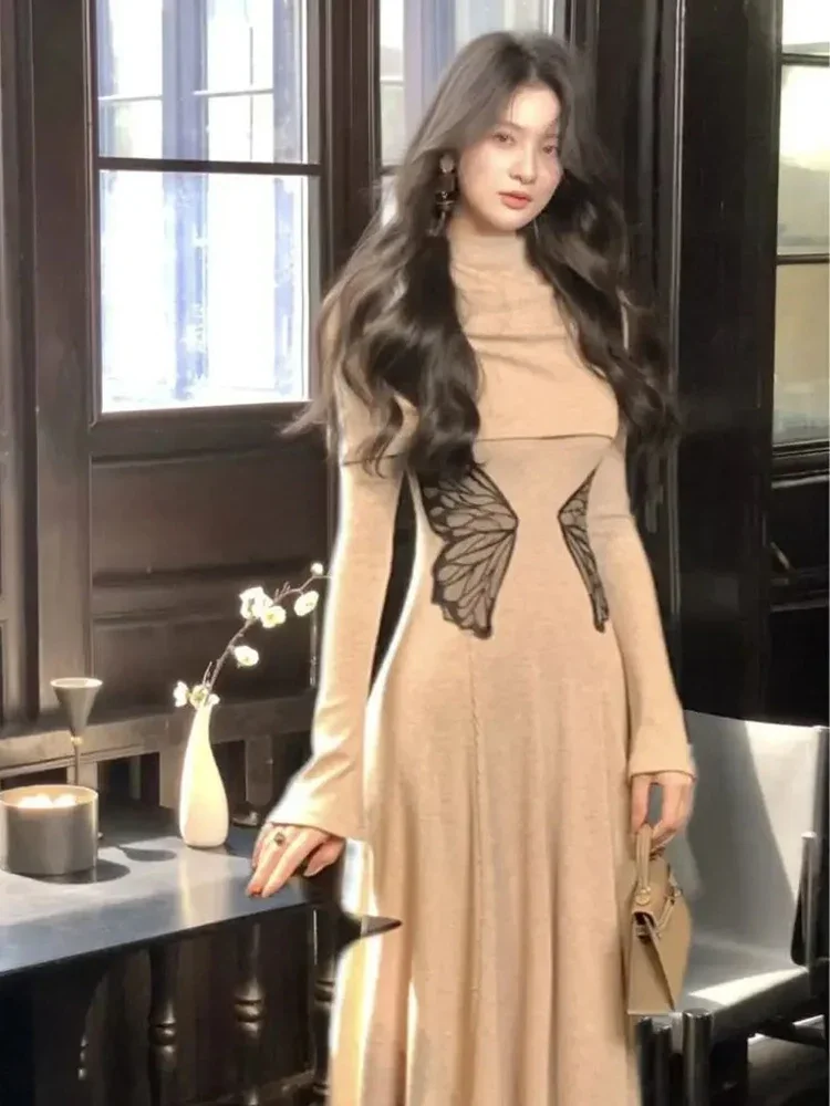 ชุดเซ็ตสองชิ้นสไตล์ Y2K สำหรับผู้หญิง ชุดเดรสไหมพรมลายผีเสื้อเอวสูง + เสื้อคลุมคอสูงครึ่งตัว ทรงสโมคฟร็อก ปี 2025 สไตล์แฟรี่กรันจ์