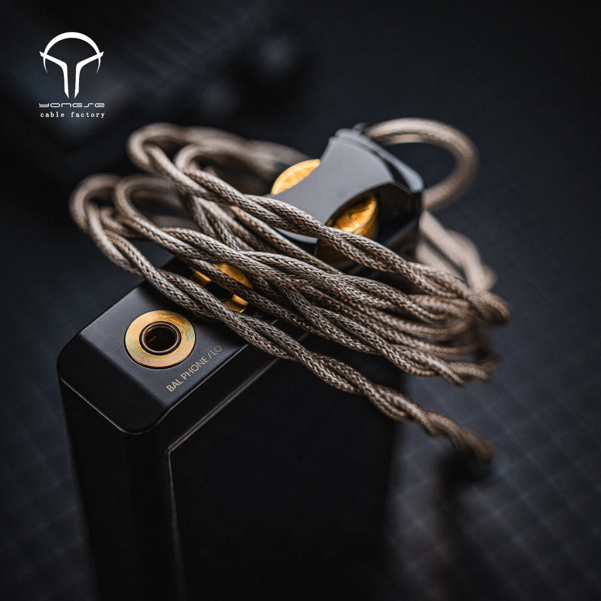 Yongse GreyBunny Single Crystal Copper + Silver-plated Single Crystal Copper Center ＆ Graphene Earphone Cable