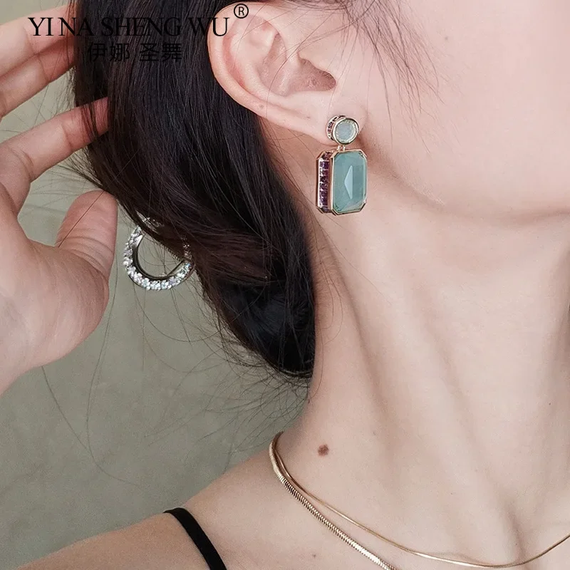 أقراط إبرة مرصعة بالزركون للنساء ، عصرية وفاخرة ، أقراط هندسية ثلاثية الأبعاد ، أقراط سخية ، إكسسوارات يومية ، إضاءة ، جديدة #6