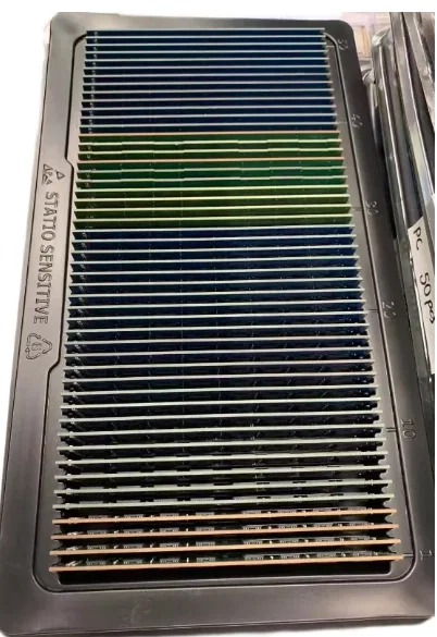 

Для Crucial Ballistix DDR4 8 Гб 3200 МГц