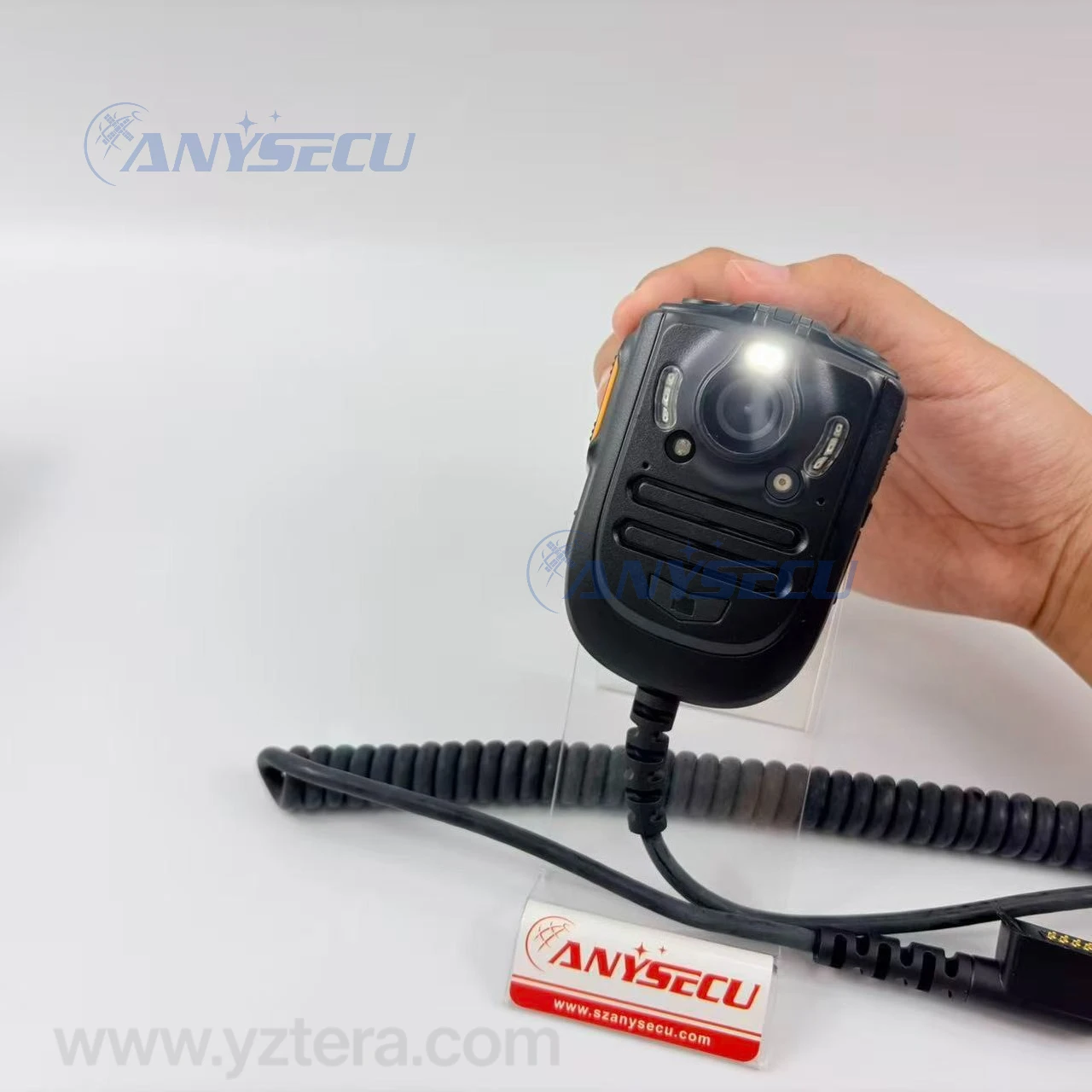 Inrico B04 Walkie Talkie Body Camera 5MP IR Night Vision PTT Speaker Mic 2000mAh Mini Portable for Two Way Radio Security Patrol - view 2