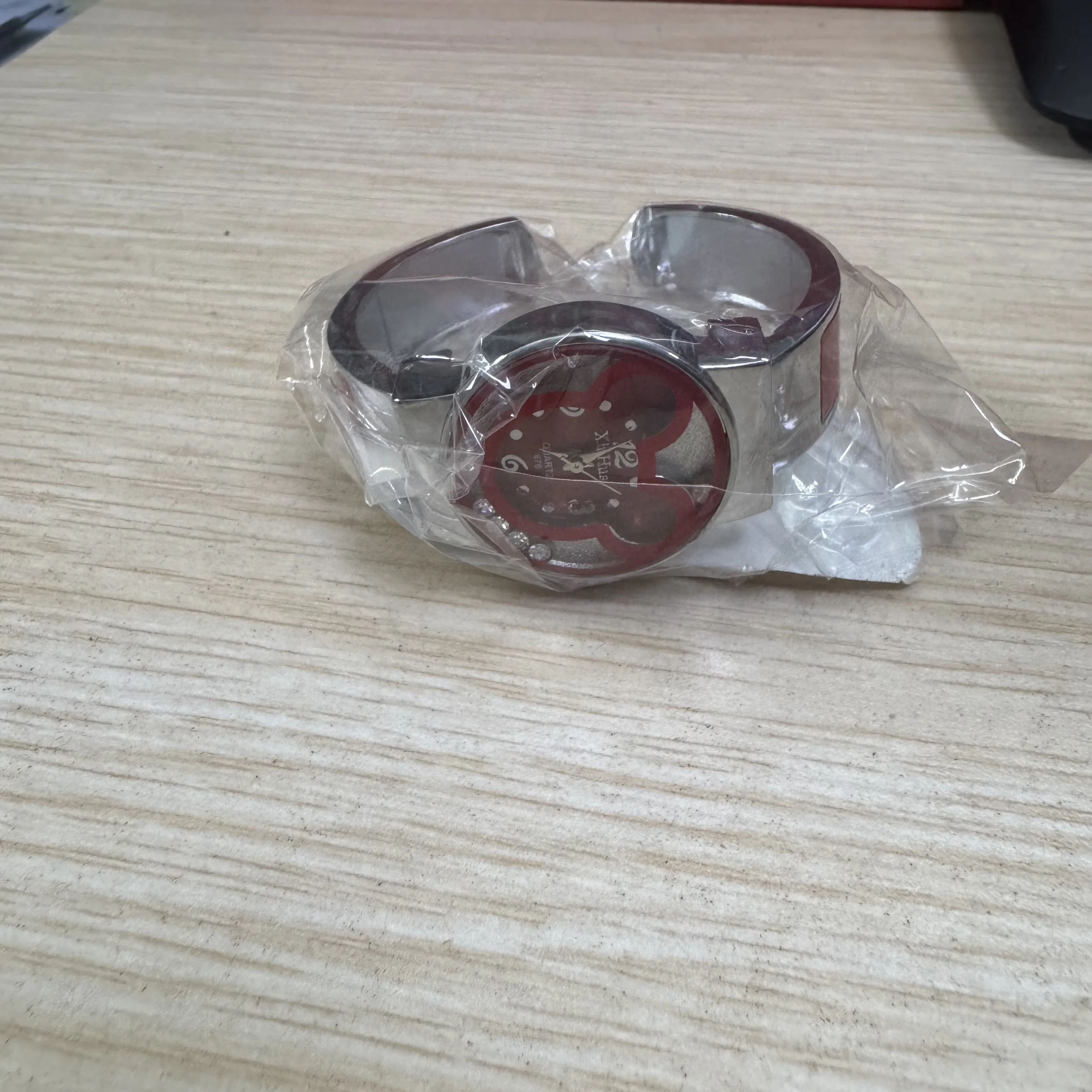 Zegarek dla dzieci z motywem Myszki Miki z kreskówek Disneya, cosplay, z pudełkiem, zegarek dla dzieci Minnie, prezent dla dzieci